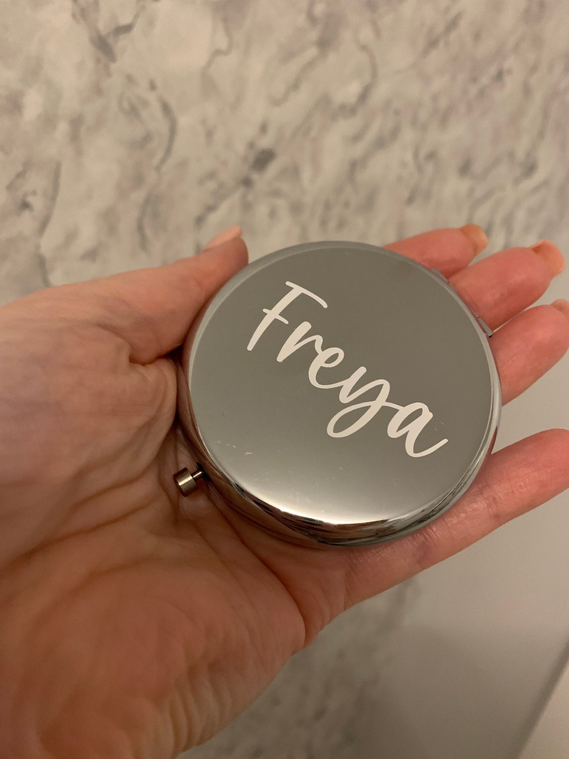 Personalised Compact Mirrors Wedding Party Bridesmaid Birthday Teen Gift Stocking Filler - Sew Shabby Chic