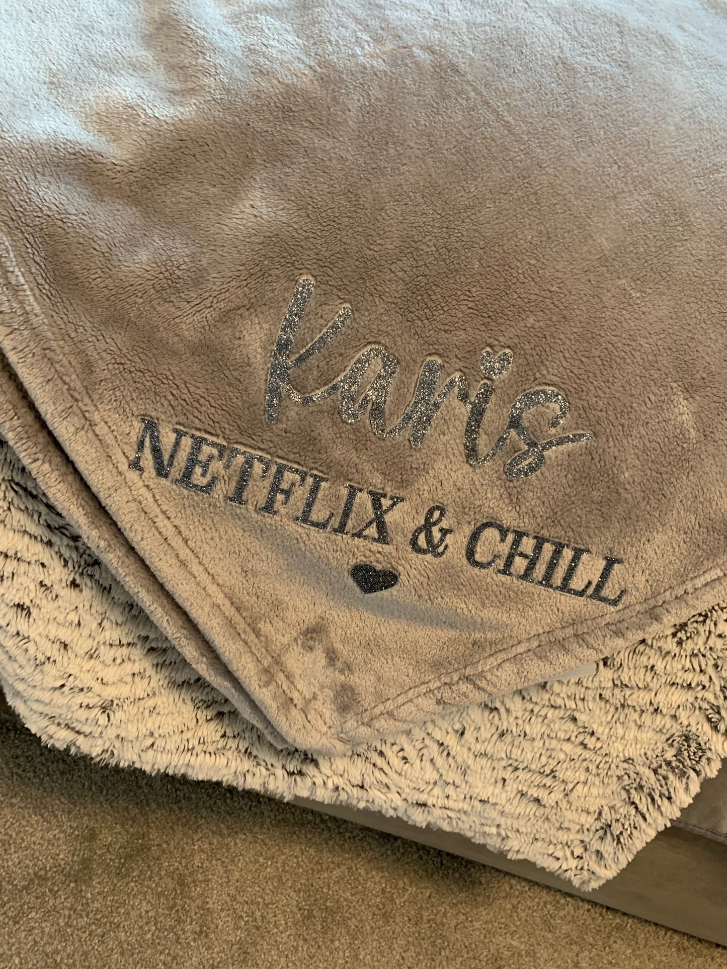 Personalised Glitter NETFLIX Blanket Gift - Sew Shabby Chic